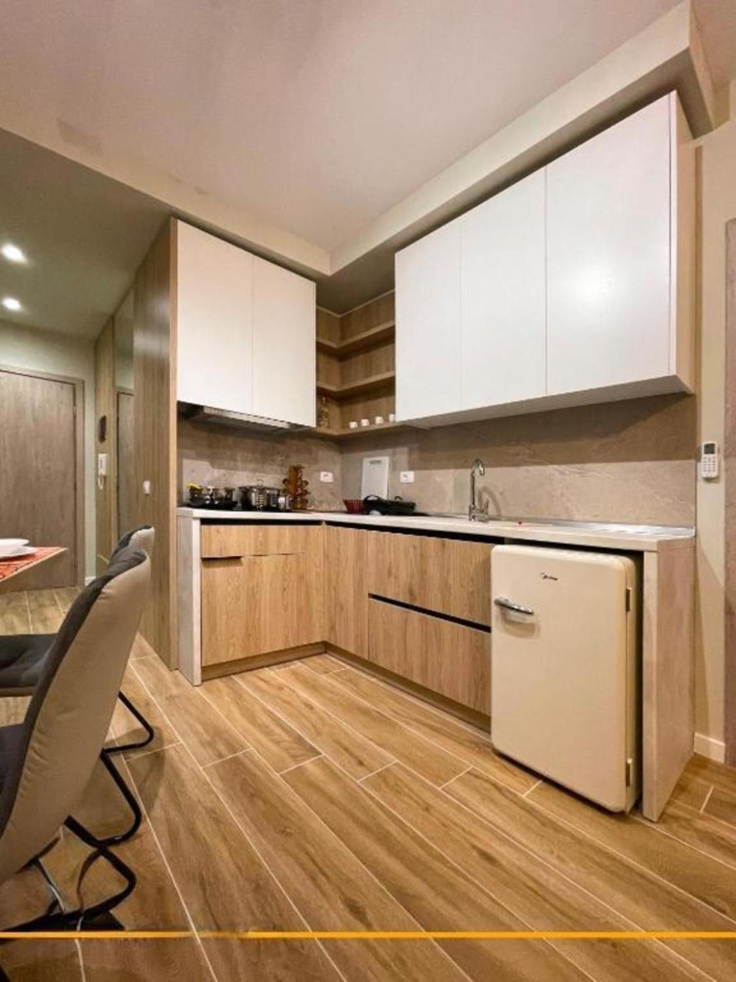Flori Apartments Sarande Exterior photo