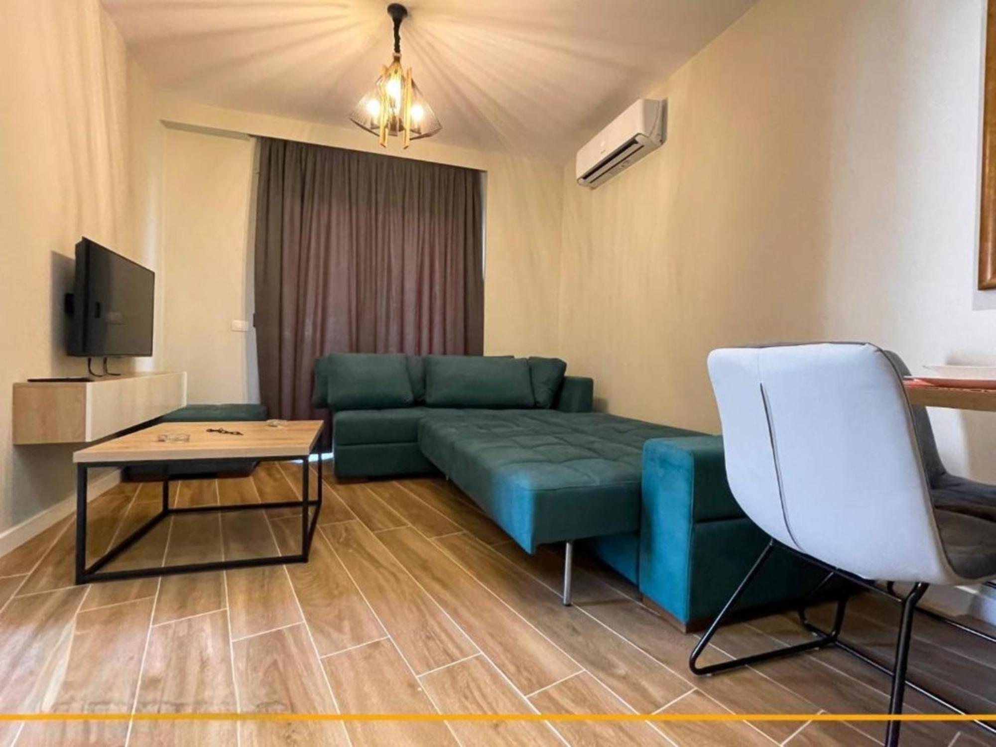 Flori Apartments Sarande Exterior photo