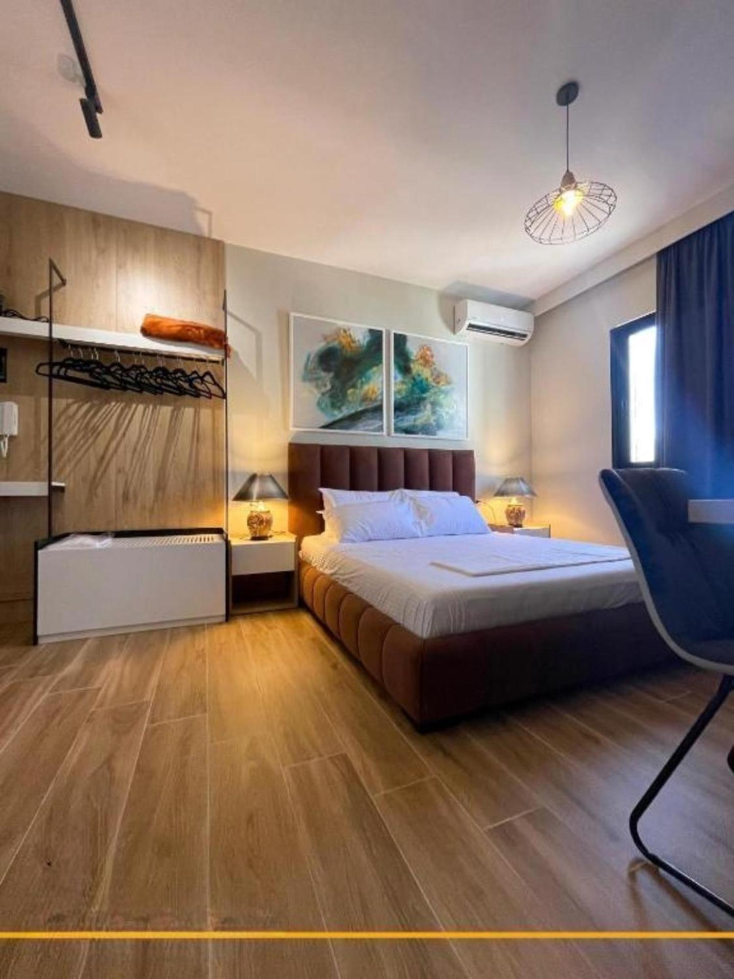 Flori Apartments Sarande Exterior photo